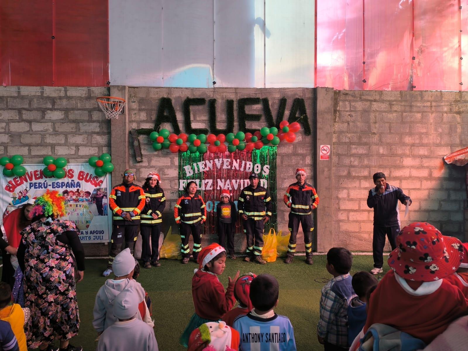 BUSF Perú lleva la magia de la Navidad al PRONOEI Módulo 1 en Juli